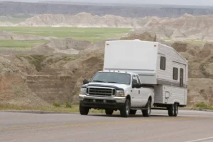 Read more about the article Why Buy a Fifth Wheel?