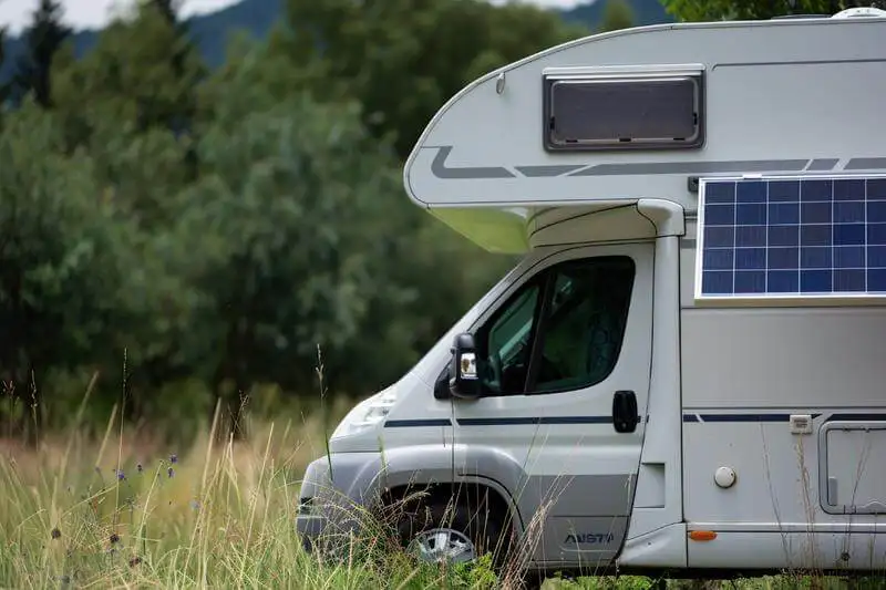 Read more about the article Tips for Buying Solar Panels for Your RV