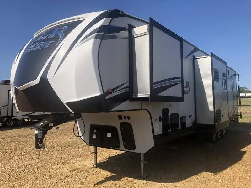 Read more about the article The Many Uses of Toy Haulers